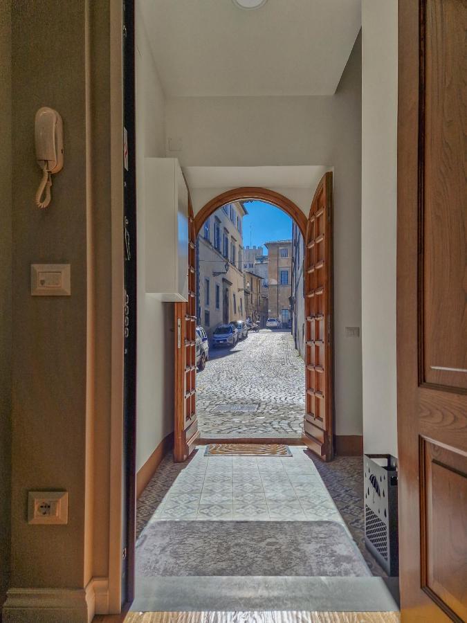 Apartamento Al Quattro, Nel Centro Di Orvieto Exterior foto